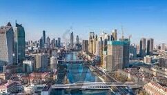 周四足球比分-周四足球比分，绿茵场上的激情与悬念交织之夜